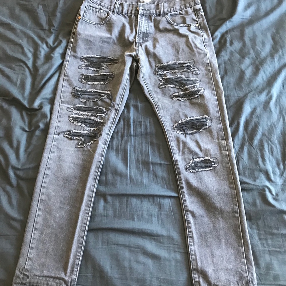 Ripped black jeans